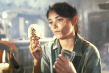 Karen Allen jako Marion v Indiana Jones a Dobyvatelé ztracené archy