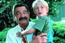 Postrach Denis, Walter Matthau a Mason Gamble