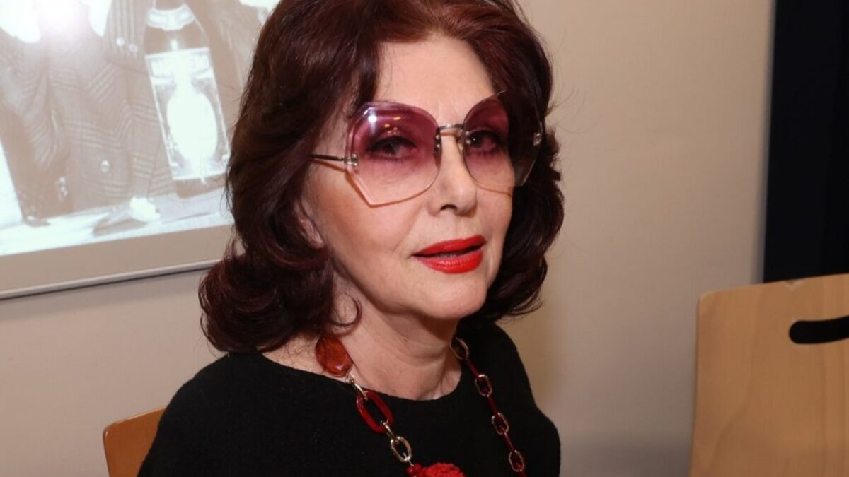 Saskia Burešová