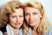 Hana Buštíková a Dana Vlková v roce 1995, duo Kamelie