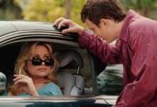 Jennifer Coolidge jako Stiflerova máma v Prci, prci, prcičky 2