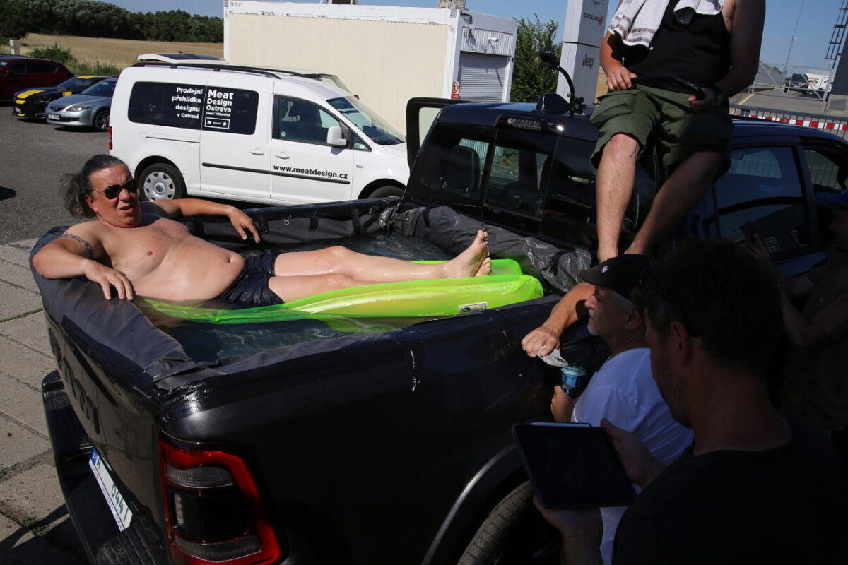 Richard Genzer, Plnej kotel