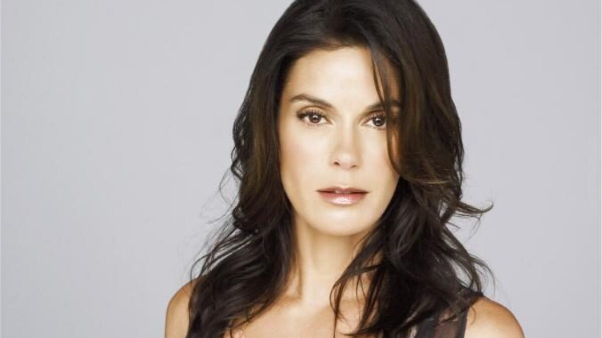 Teri Hatcher v roce 2000