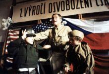 Jan Tříska ve filmu Obecná škola.