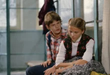 Zbyněk Honzík a Jana Janatová v seriálu My všichni školou povinní
