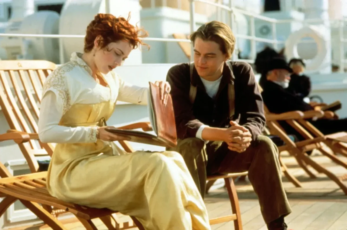 Kate Winslet a Leonardo DiCaprio v kultovním snímku Titanic.