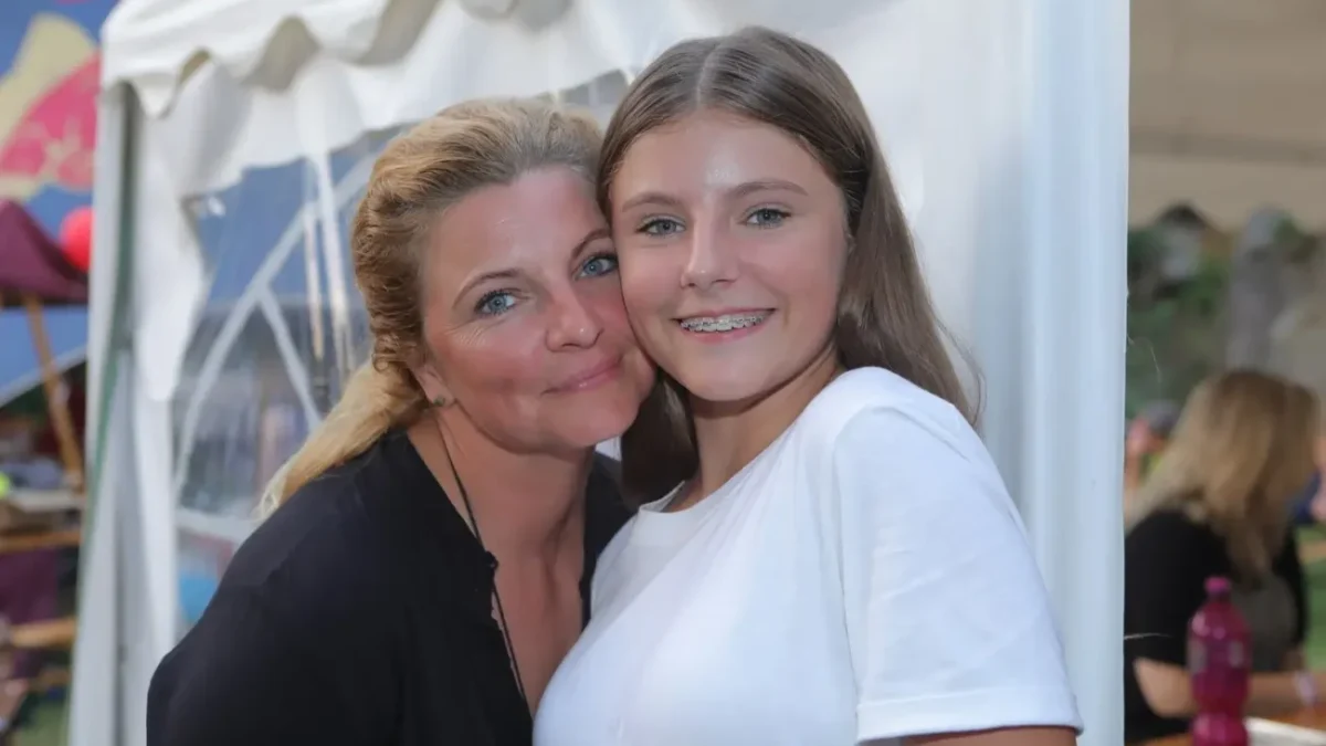Noemi Muková se svou maminkou.