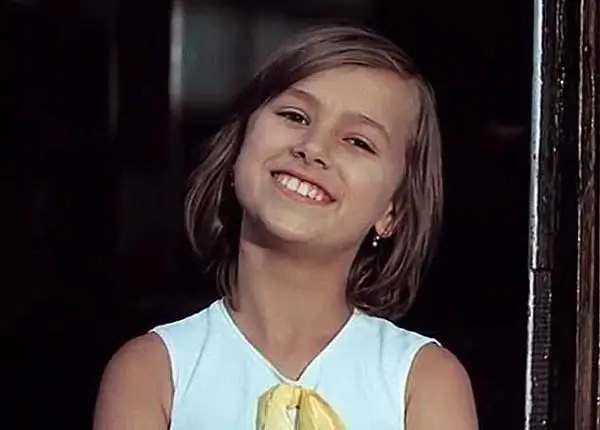 Yvetta Kornová ve filmu Přijela k nám pouť