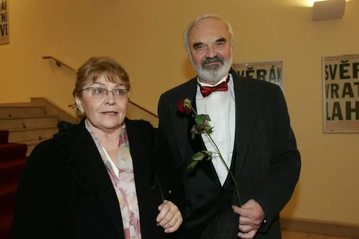 Zdeněk Svěrák s manželkou Boženou