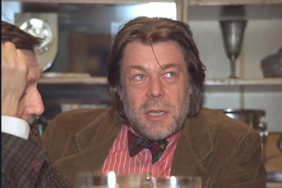 Jan Kanyza jako JUDr. Zatloukal v seriálu Hospoda