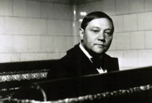 Rudolf Hrušínský hrající ve filmu Spalovač mrtvol.