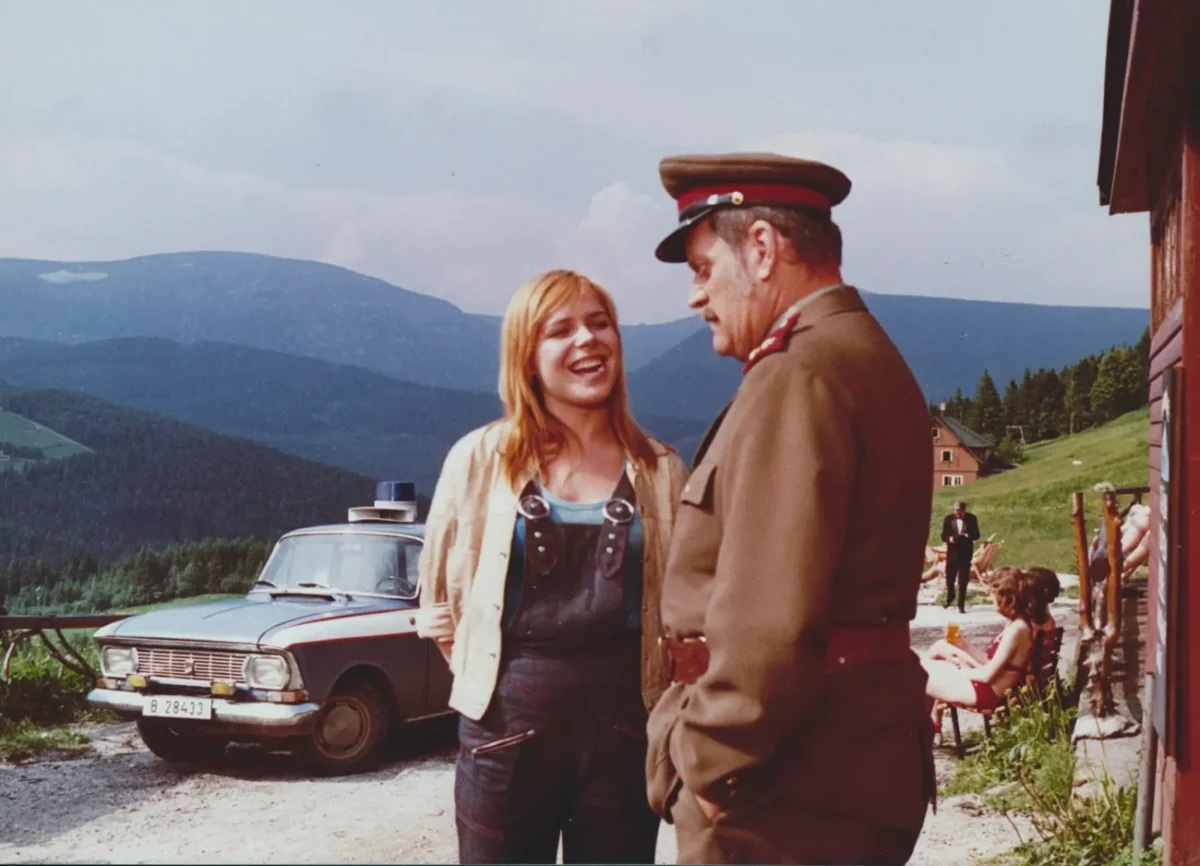 Dagmar Havlová a Ilja Prachař ve filmu Holka na zabití.