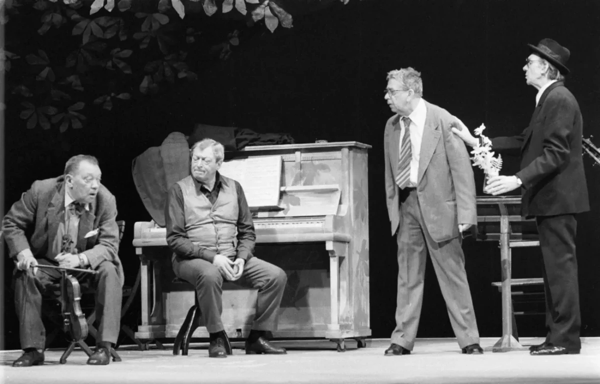 Hrušínský, Růžek, Brodský a Kemr ve hře Stará dobrá kapela