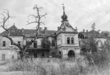 Strašidelný středověký zámeček