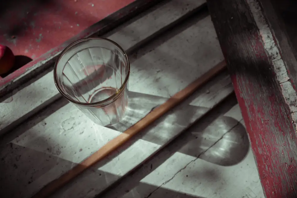 Typická socialistická sklenice