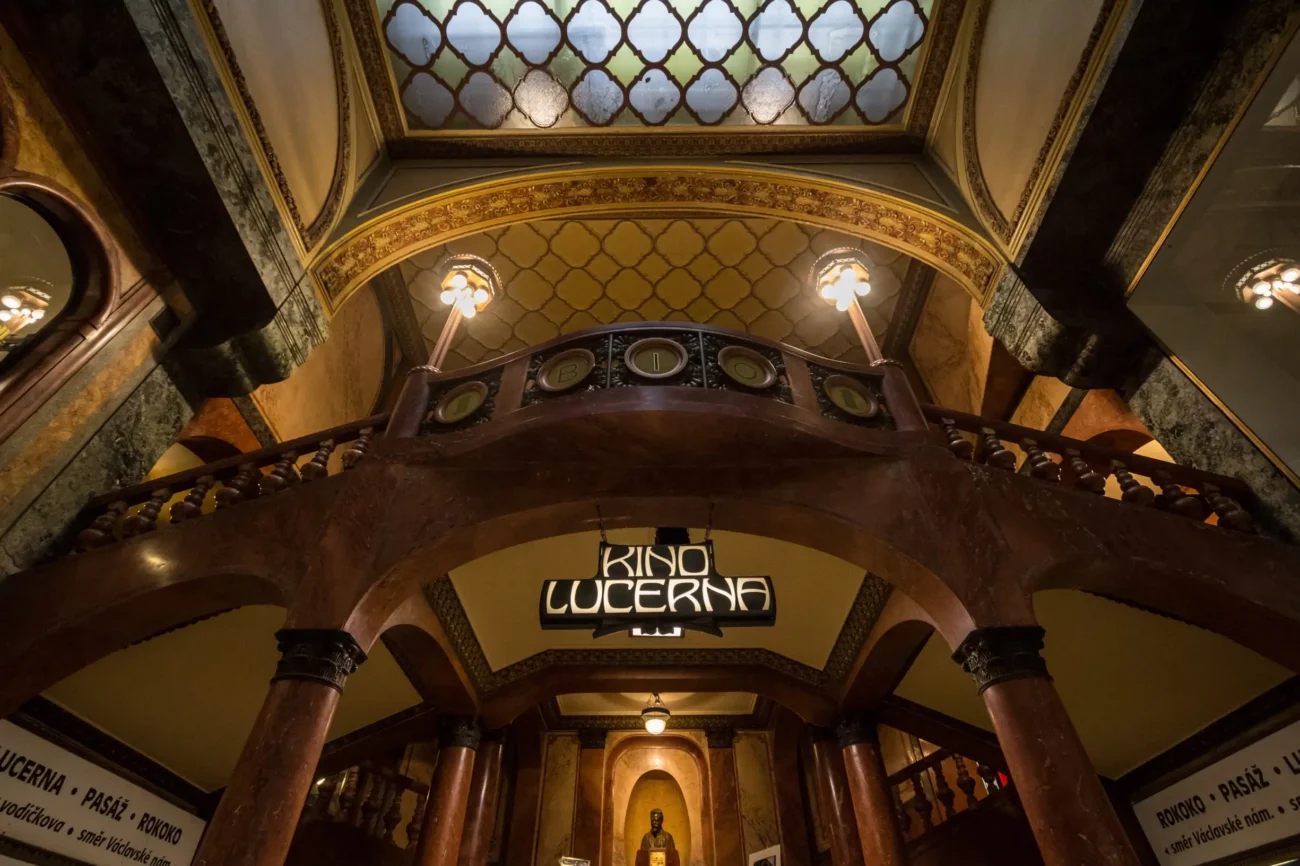 shutterstock_1599306877-2 | TVGURU.cz Pražské kino Lucerna.