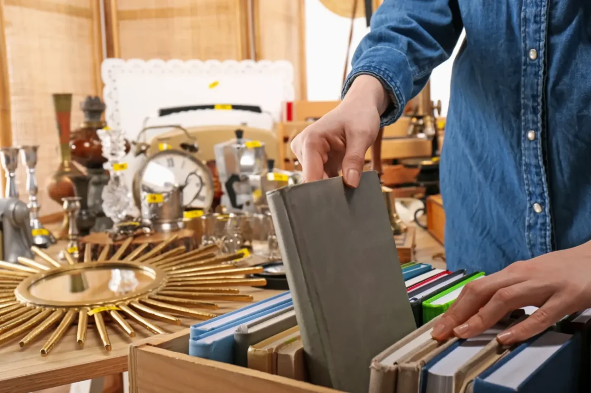 Za socialismu lidé investovali do drobnějších předmětů či suvenýrů