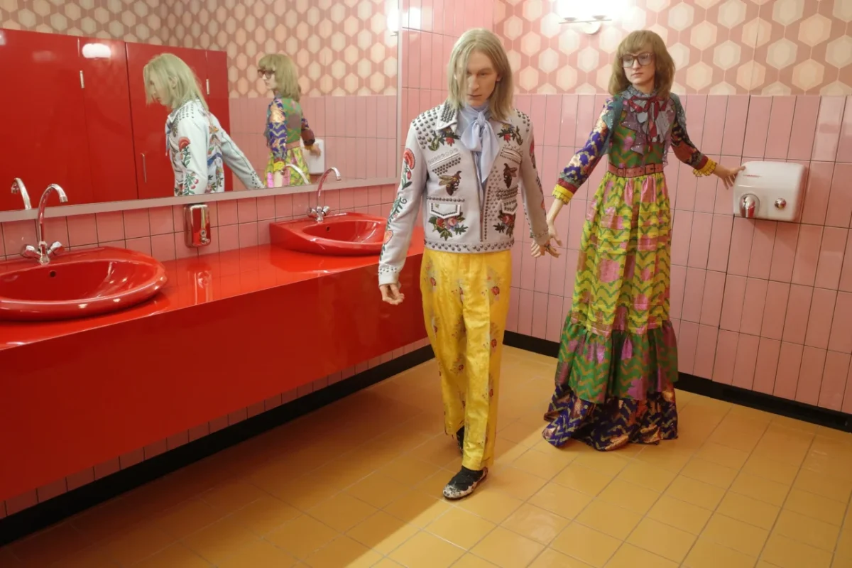 Figuríny v Gucci muzeu.