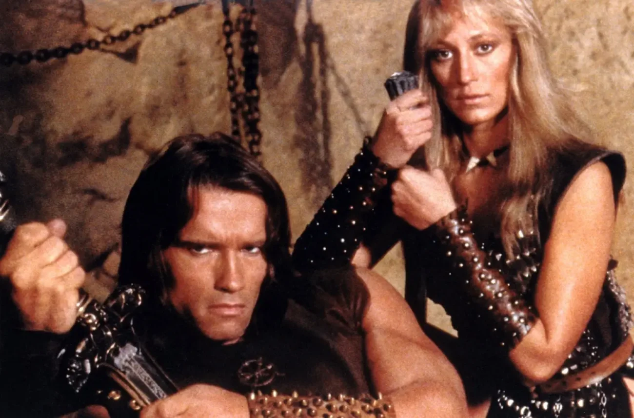 barbar-conan-tvguru | TVGURU.cz Arnold Schwarzenegger a Sandahl Bergman ve filmu Barbar Conan