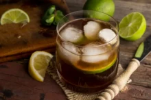 Ilustrativní obrázek koly s rumem