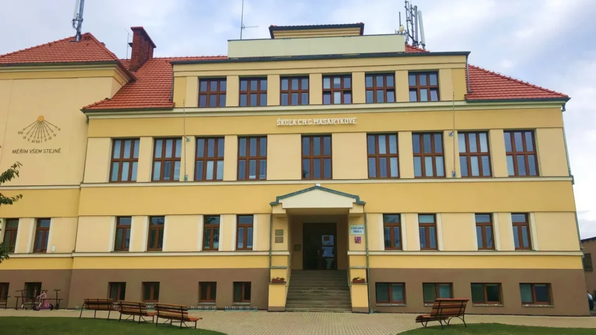 škola