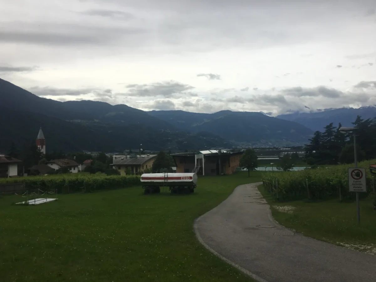 cesta do přírody na horách