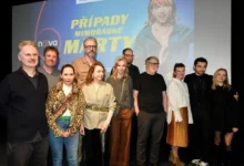 herci ze seriálu Připady mimořádné Marty na premiéře