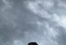 zamračené nebe a mraky