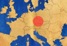 červená tečka na České republice v mapě Evropy