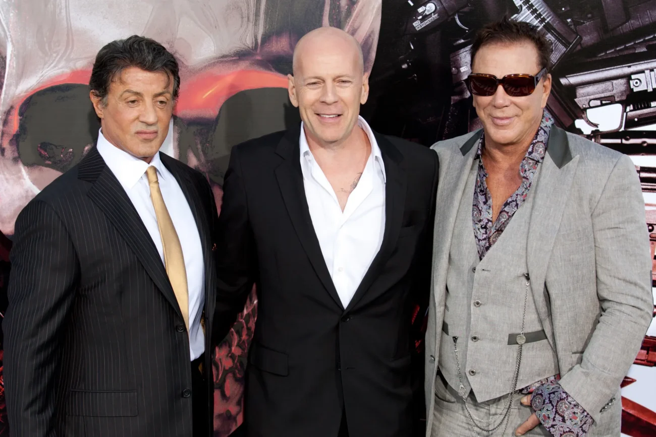 Bruce Willis s hereckými kolegy v roce 2010. 
