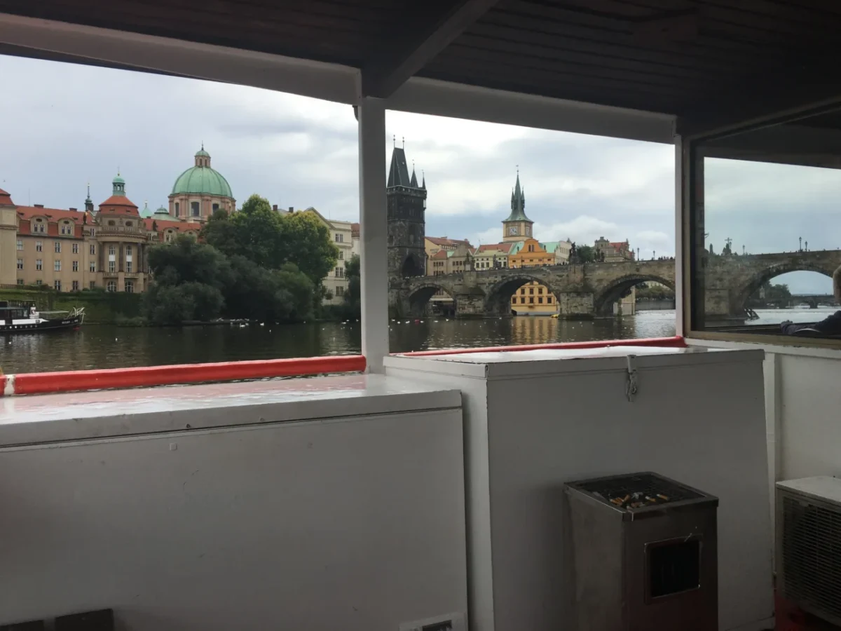 Praha výhled z lodi
