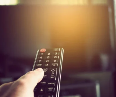 Sledování TV.