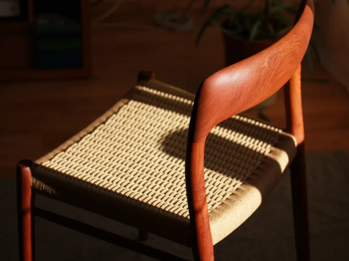 Starožitná židle.