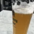 pivo na stole
