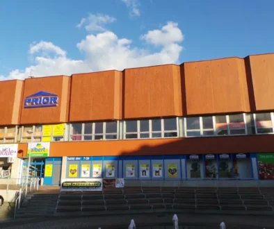 obchodní dům Prior pohled z venku