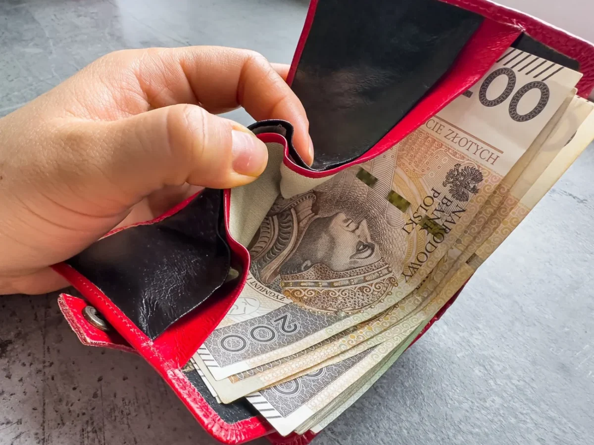 peníze v peněžence