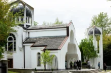 Kostel.