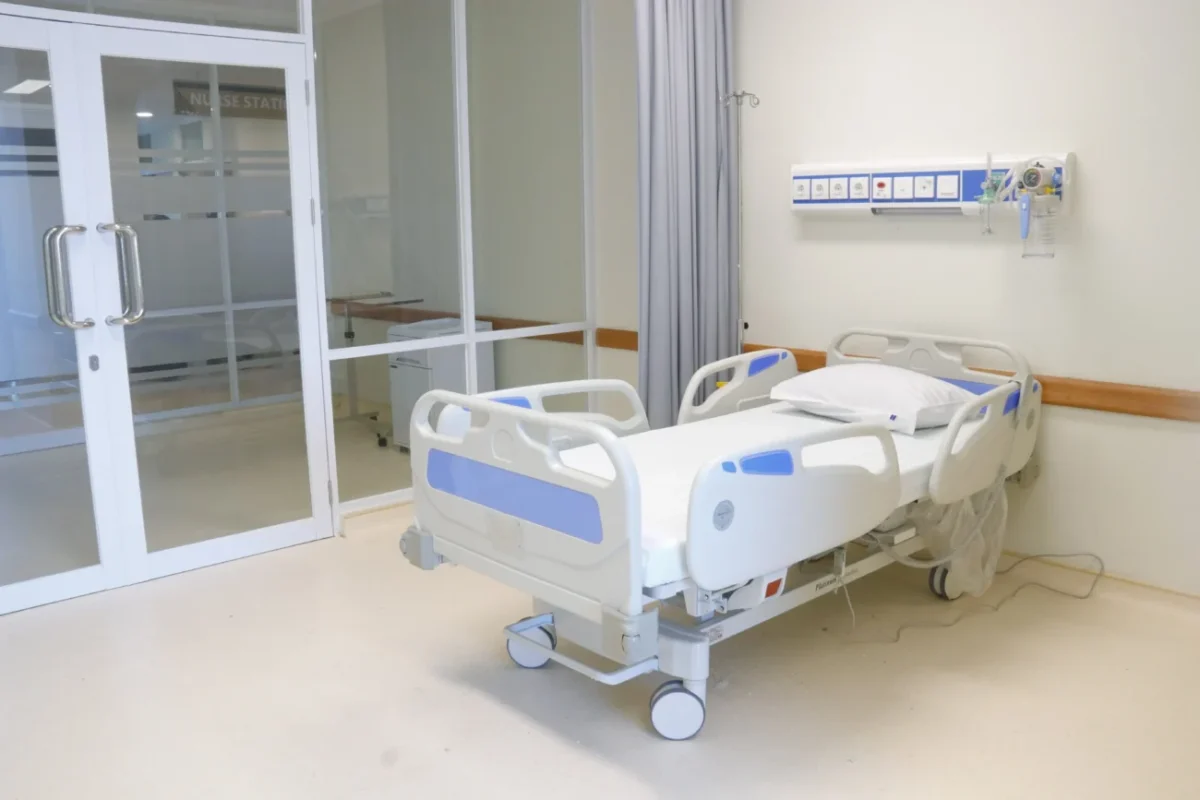 nemocniční lůžko