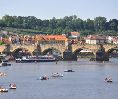 Pohled na Karlův most.