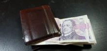 Peníze.