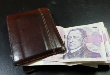 Peníze.