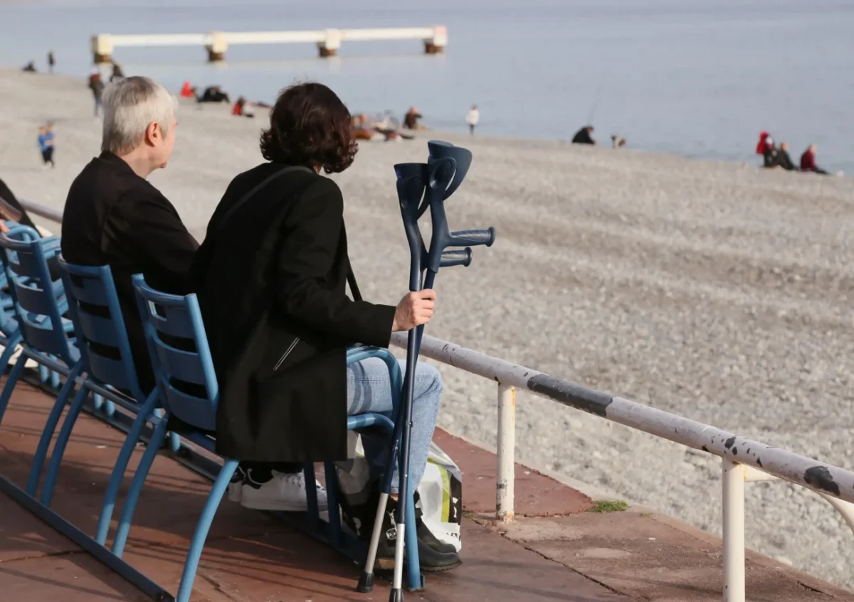 shutterstock_2212289805-2