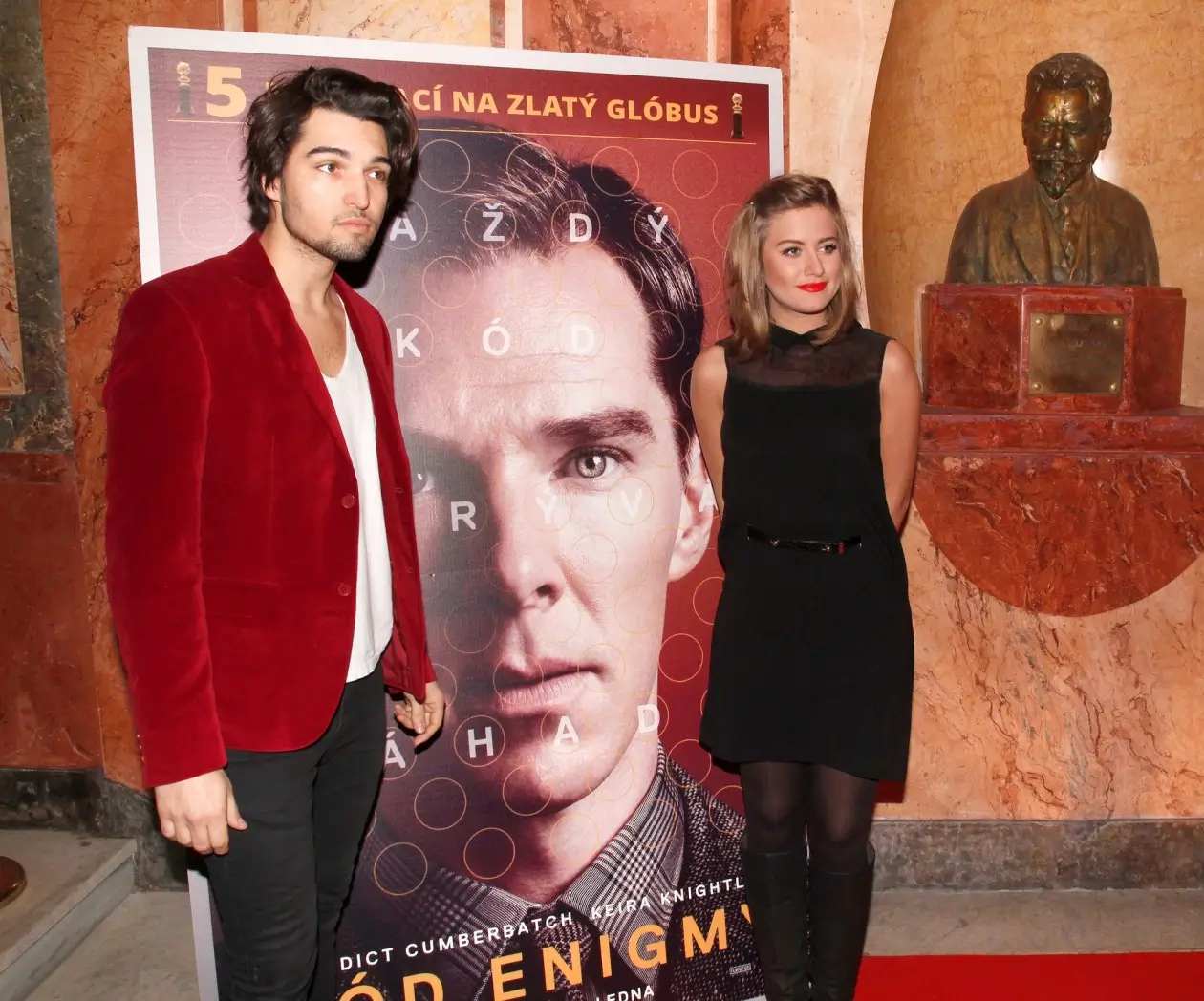 Film Kód Enigmy milují i české hvězdy. Zdroj: Profimedia | TVGURU.cz Emma Smetana a Jordan Haj.