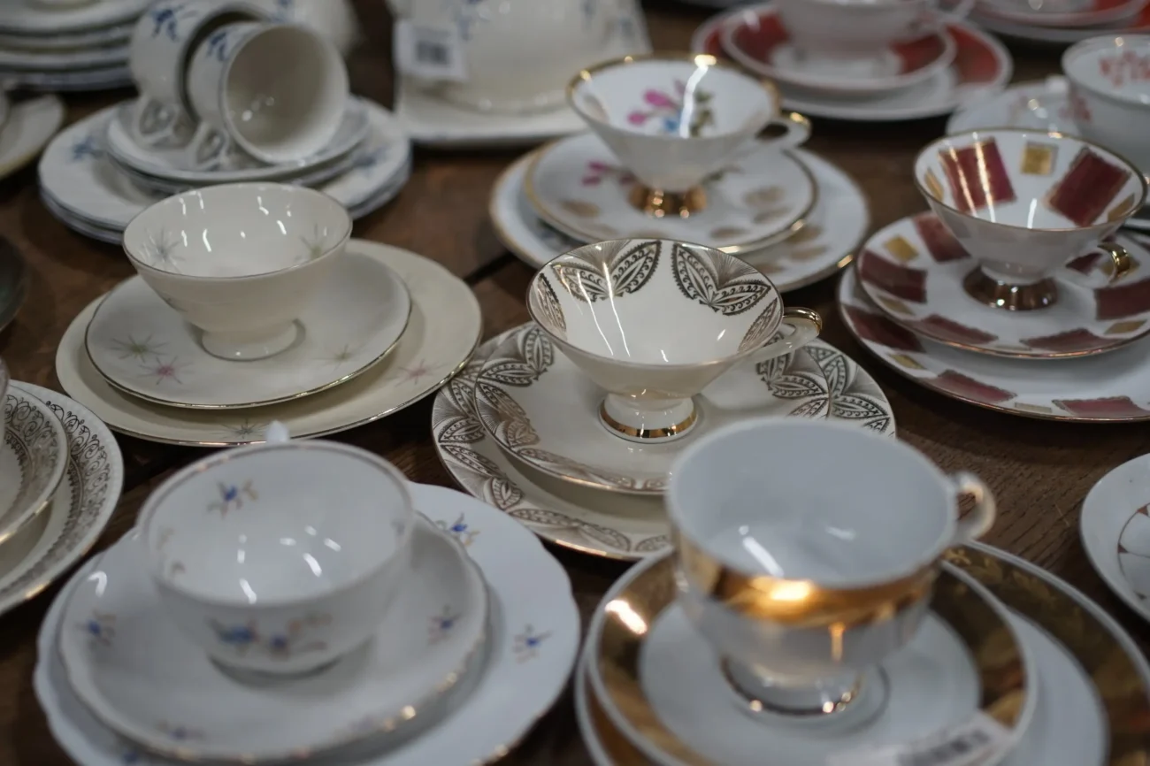 Porcelánové sady.