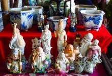 Vystavený čínský porcelán.