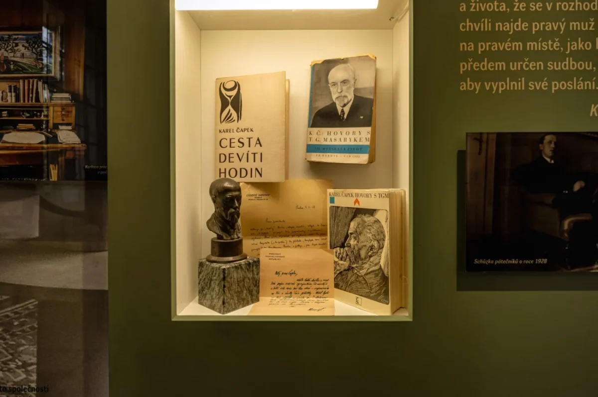 shutterstock_2540505803-2