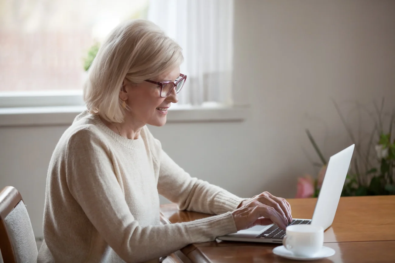 shutterstock_1283501638 1 | TVGURU.cz Seniorka.