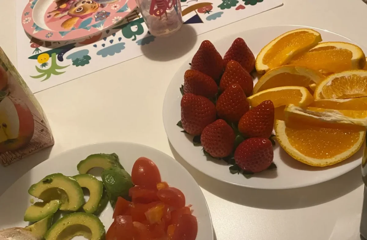 ovoce a zelenina na stole