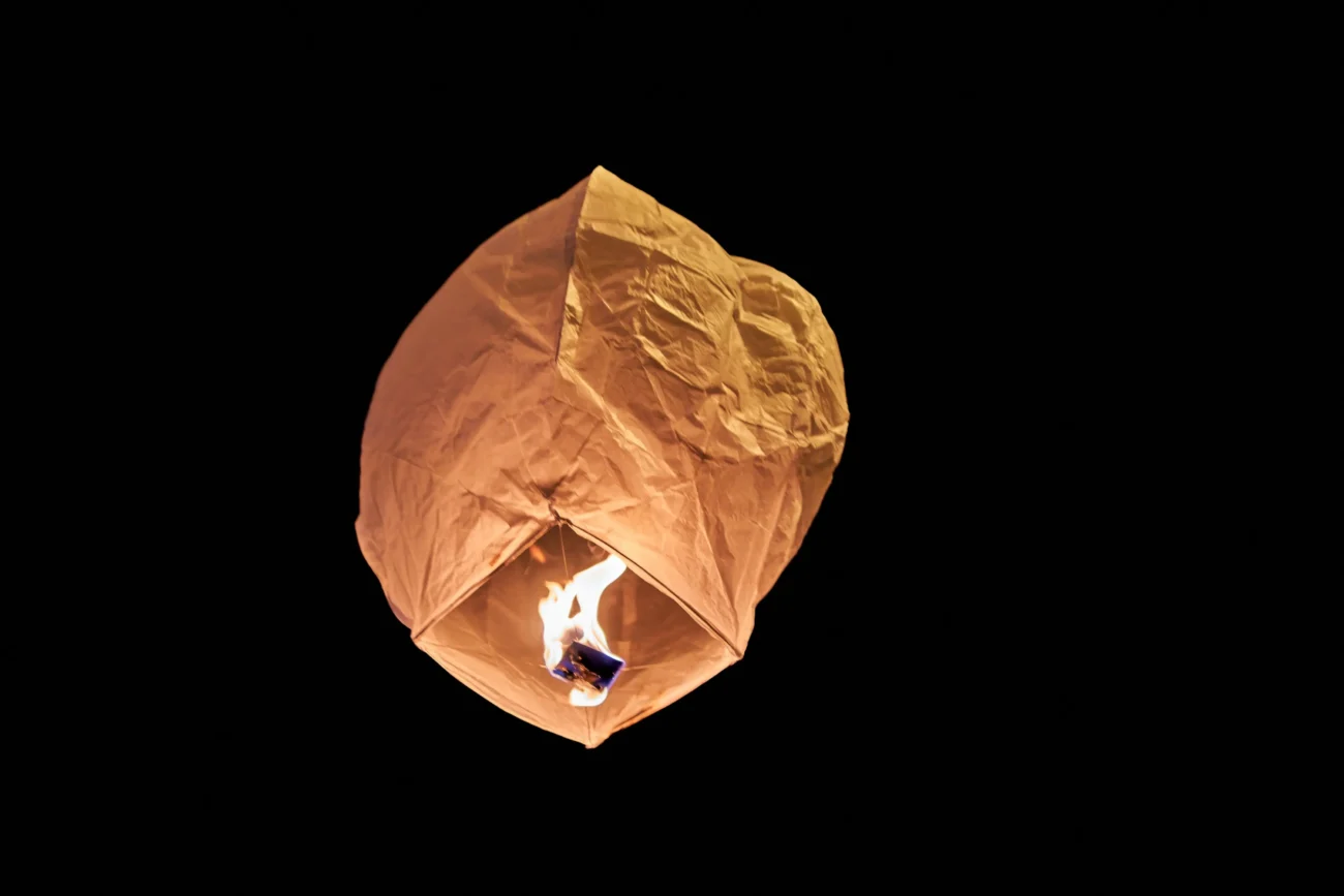 shutterstock_2514075689 1 | TVGURU.cz Lampion.
