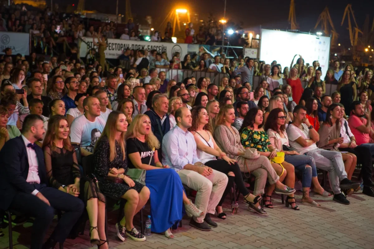 shutterstock_1204501630-2